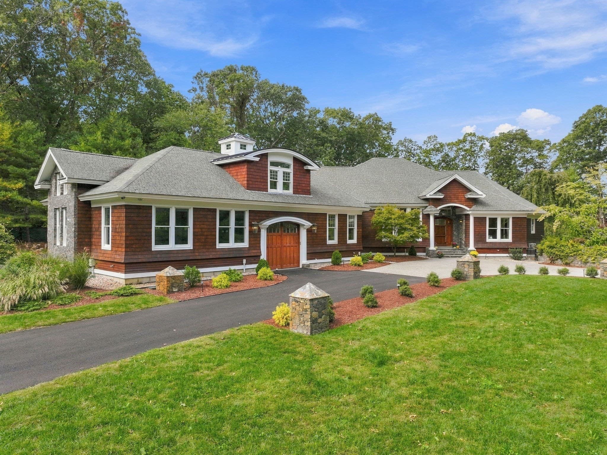 Single Family Residence at 46 Pojac Point Rd, North Kingstown RI 02852, North Kingstown, photo 3 of 42