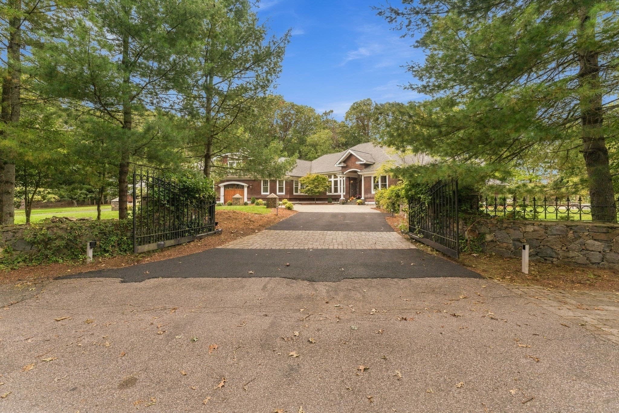 Single Family Residence at 46 Pojac Point Rd, North Kingstown RI 02852, North Kingstown, photo 39 of 42