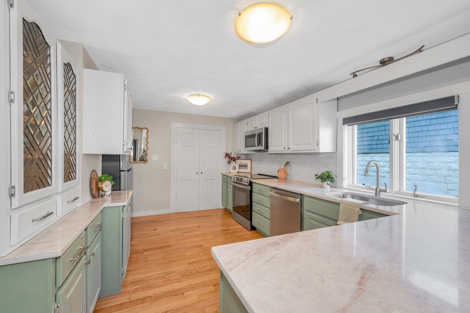Single Family Residence at 67 Melvin St, Wakefield MA 01880, Wakefield, photo 6 of 41