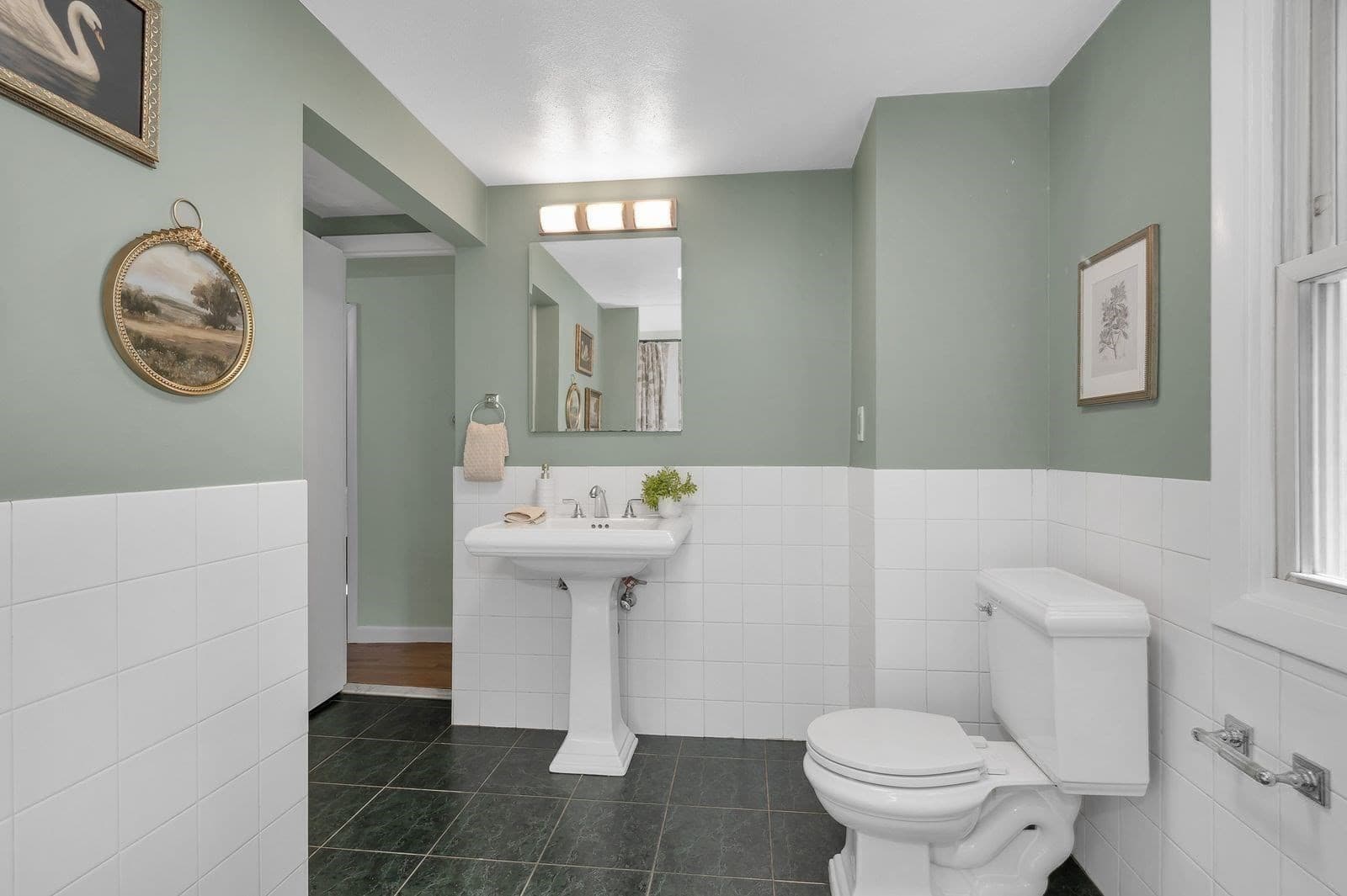 Single Family Residence at 67 Melvin St, Wakefield MA 01880, Wakefield, photo 19 of 41