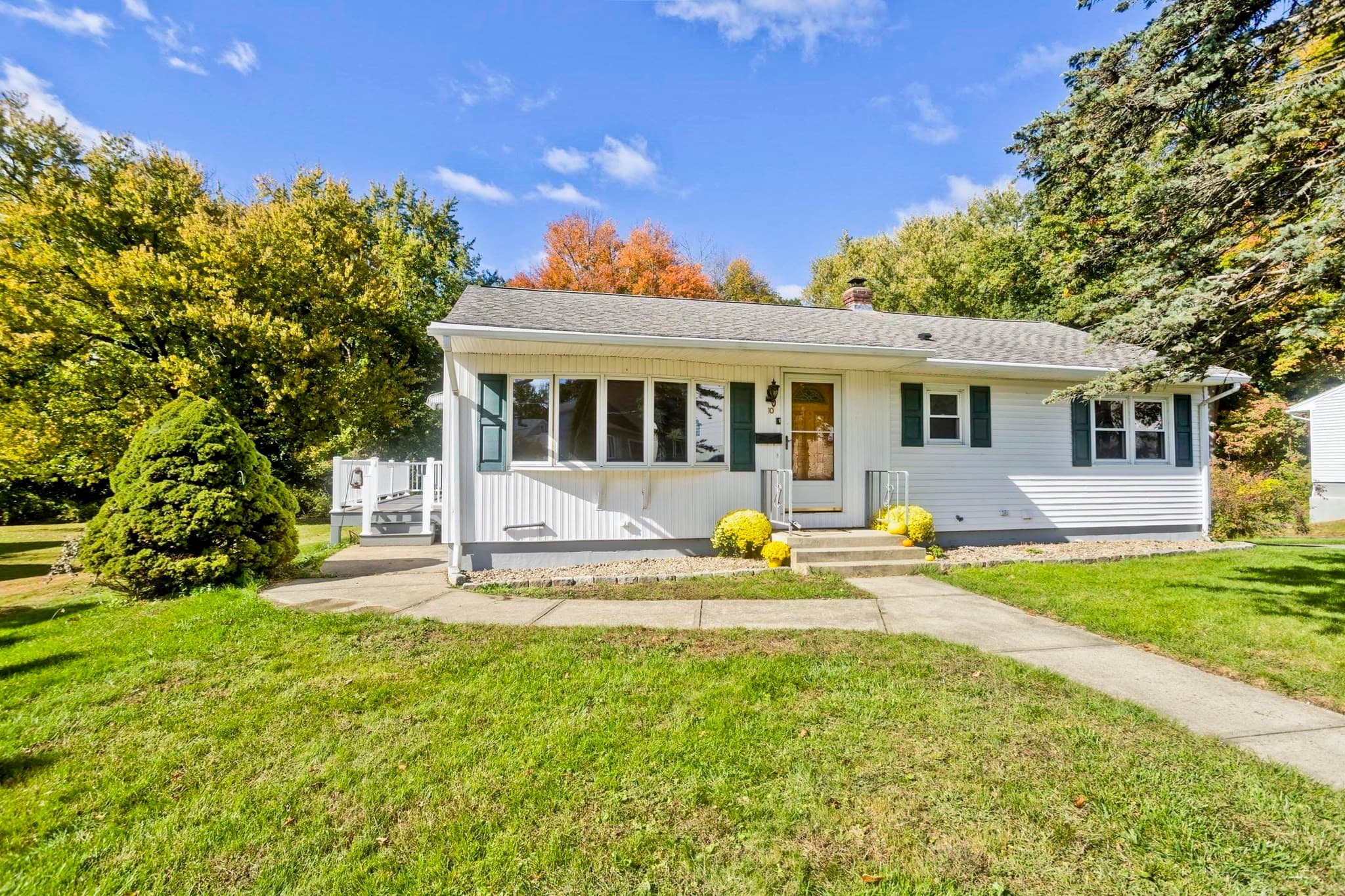 Single Family Residence at 10 Taylor St, South Hadley MA 01075, photo 34 of 36
