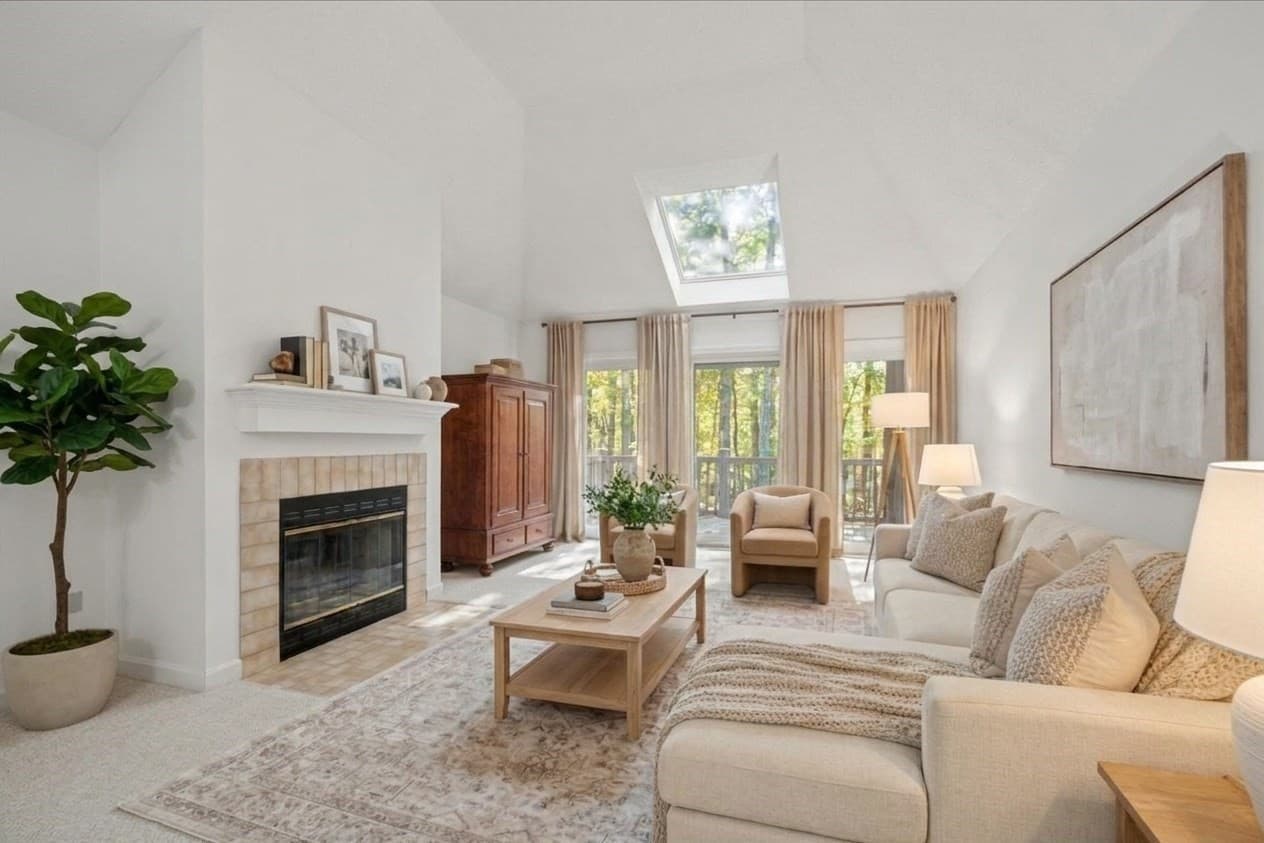 Condominium at 16 Bentwood Dr # 16, Sturbridge MA 01566, Sturbridge, photo 6 of 39