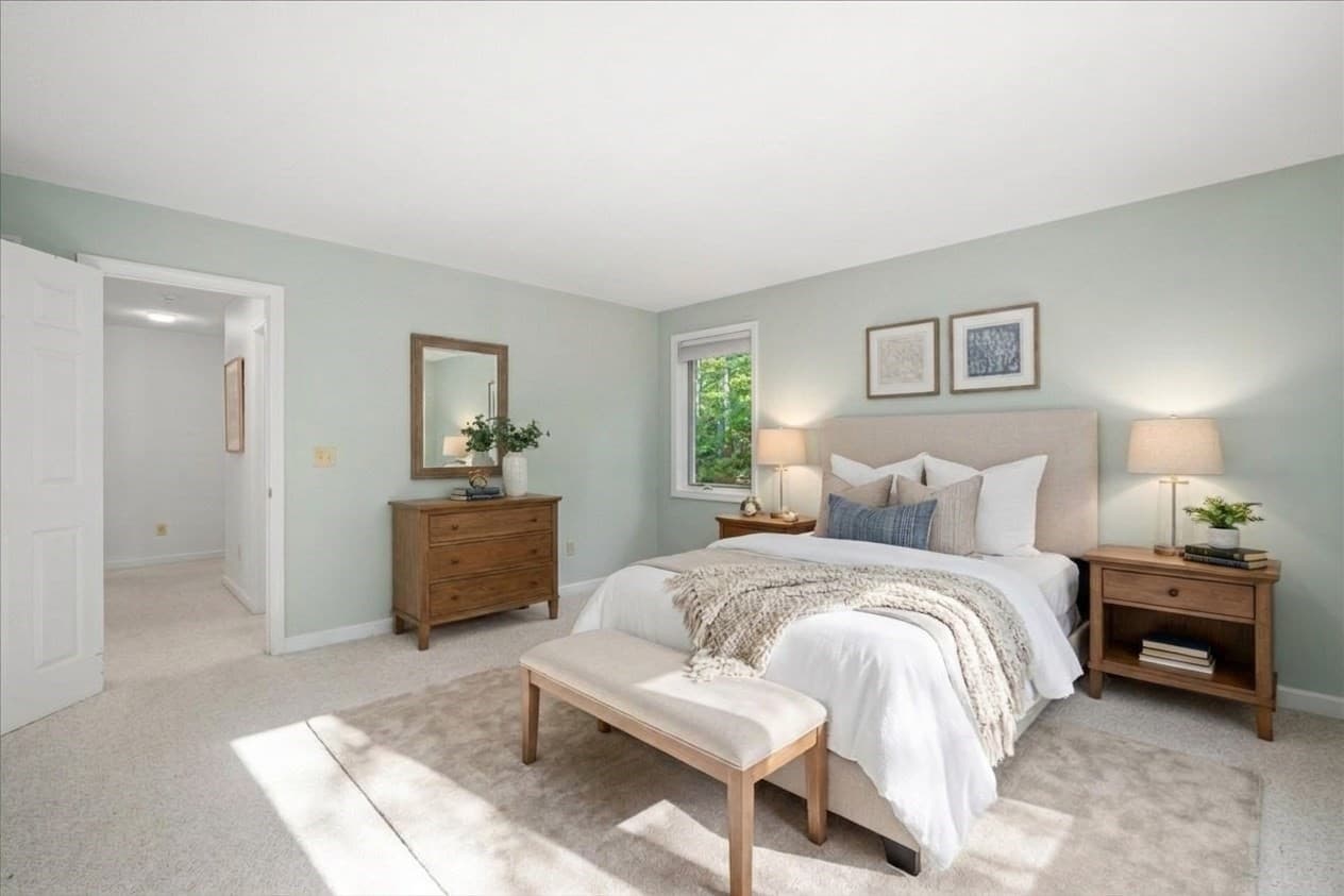 Condominium at 16 Bentwood Dr # 16, Sturbridge MA 01566, Sturbridge, photo 13 of 39
