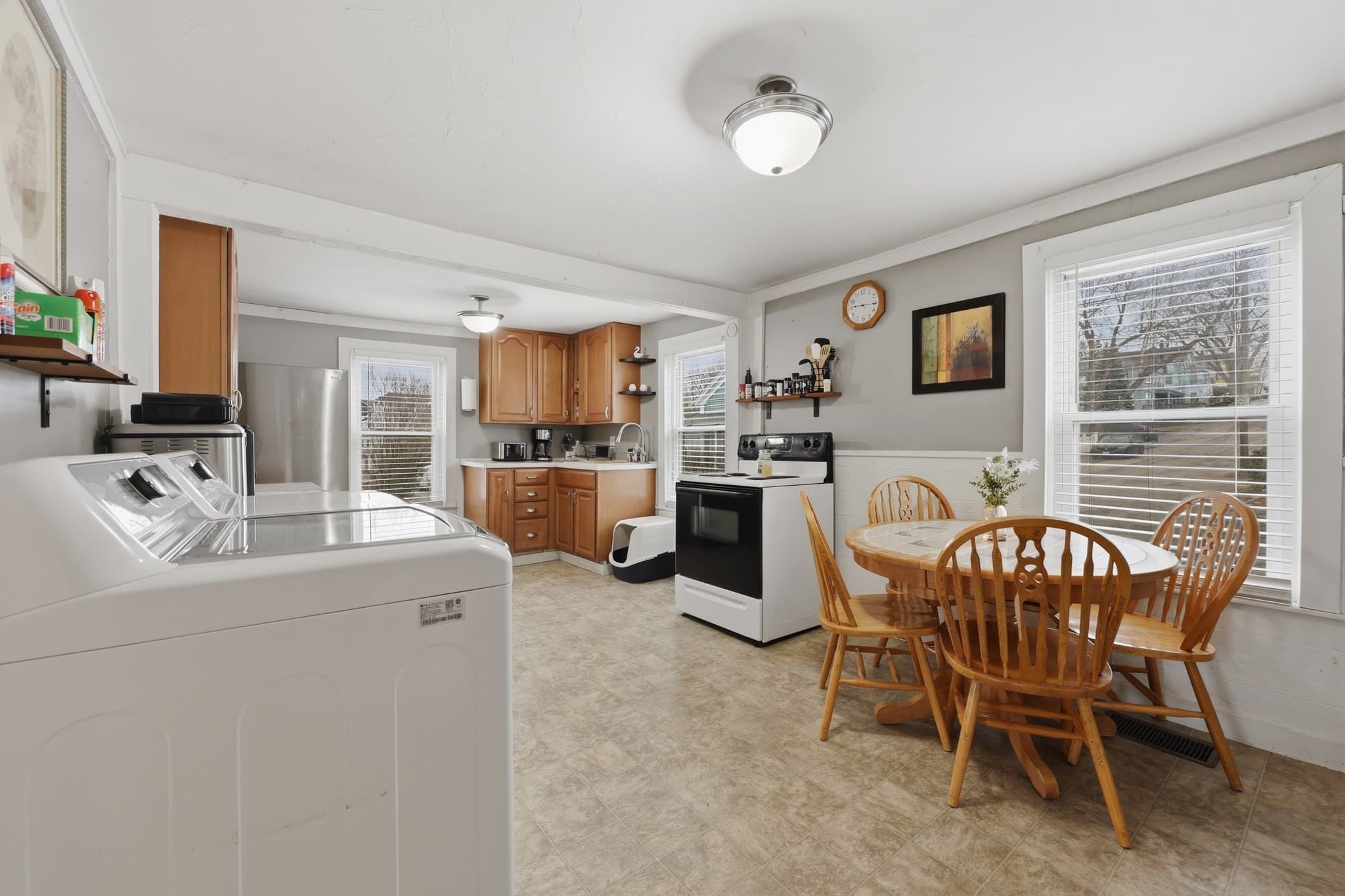 2 Family - 2 Units Up/Down at 16 Temple St, Spencer MA 01562, Spencer, photo 6 of 36