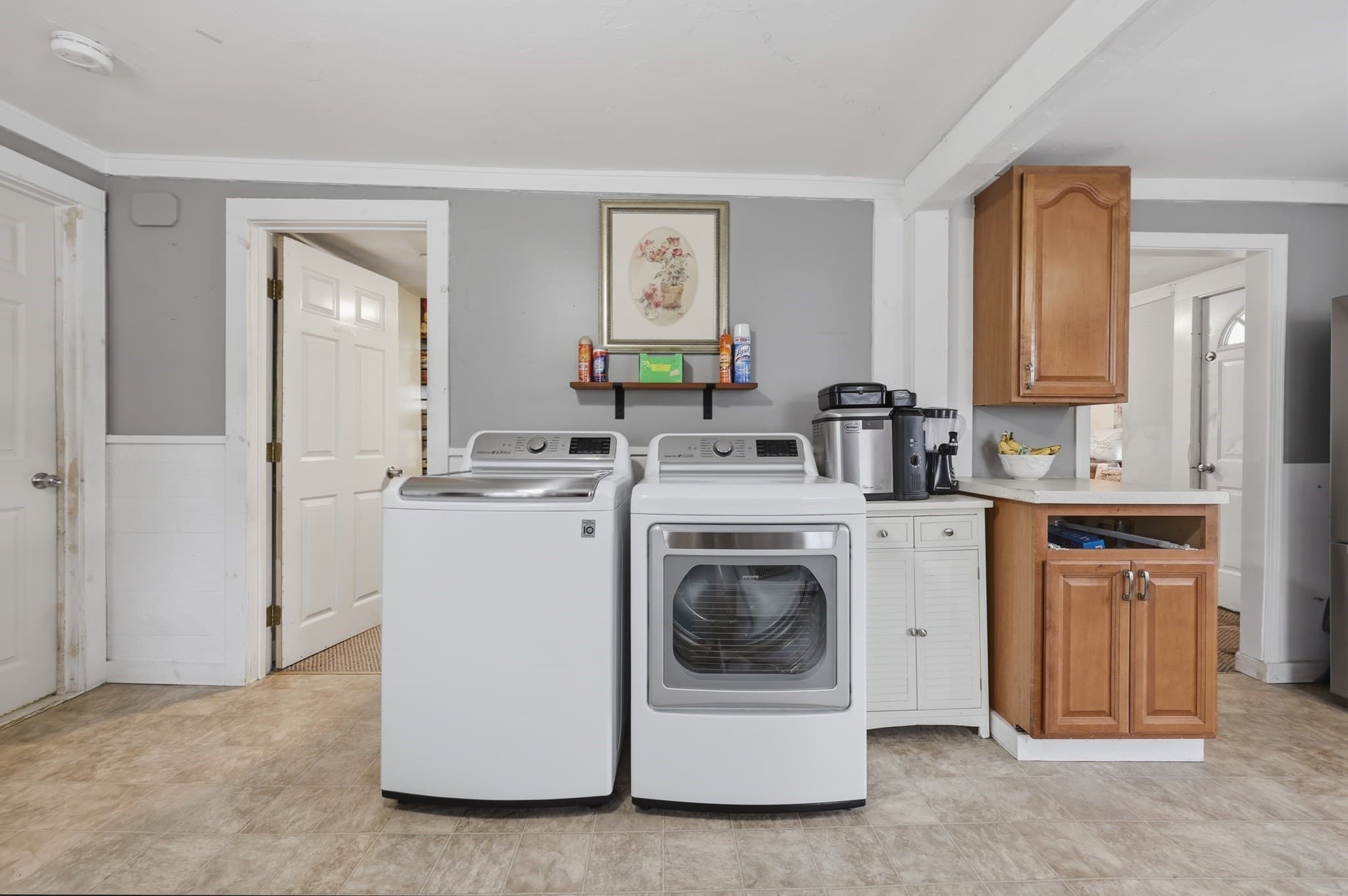 2 Family - 2 Units Up/Down at 16 Temple St, Spencer MA 01562, Spencer, photo 7 of 36