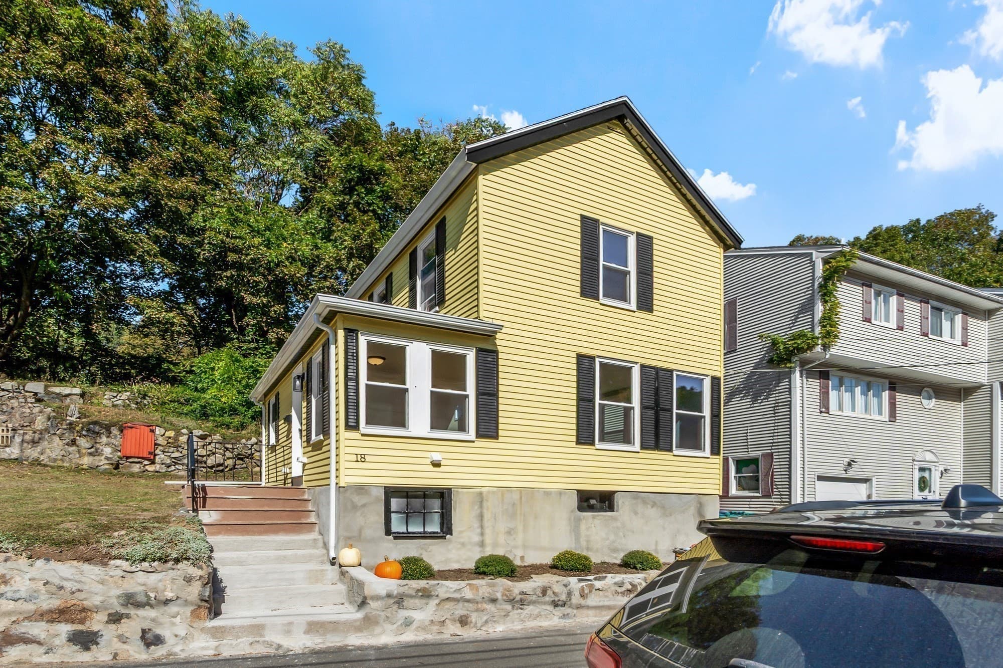 Single Family Residence at 18 Valley Road, Lynn MA 01902, Lynn, photo 4 of 34