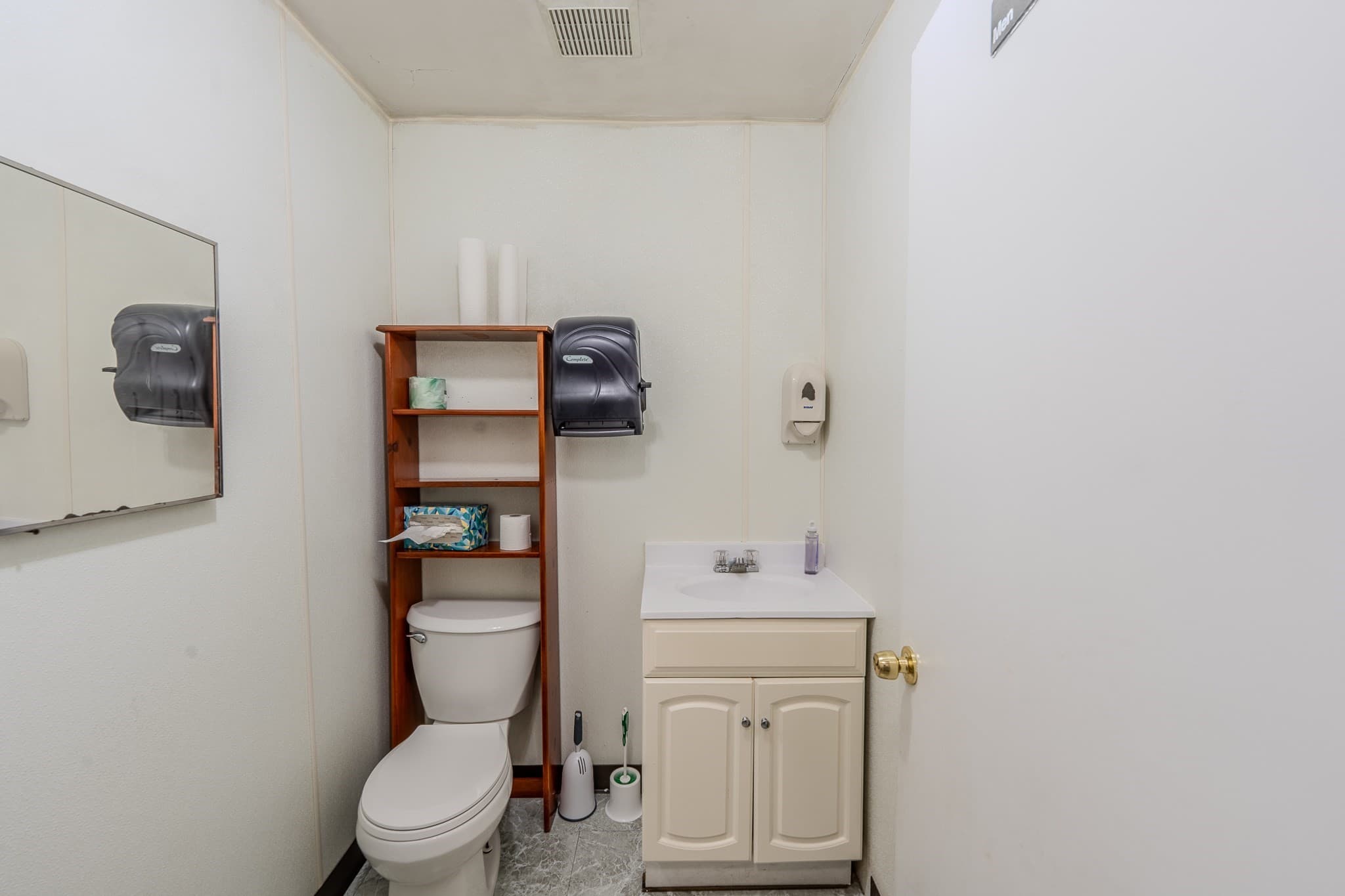 Commercial Sale at 1136-1140 Acushnet Ave, New Bedford MA 02746, New Bedford, photo 7 of 42