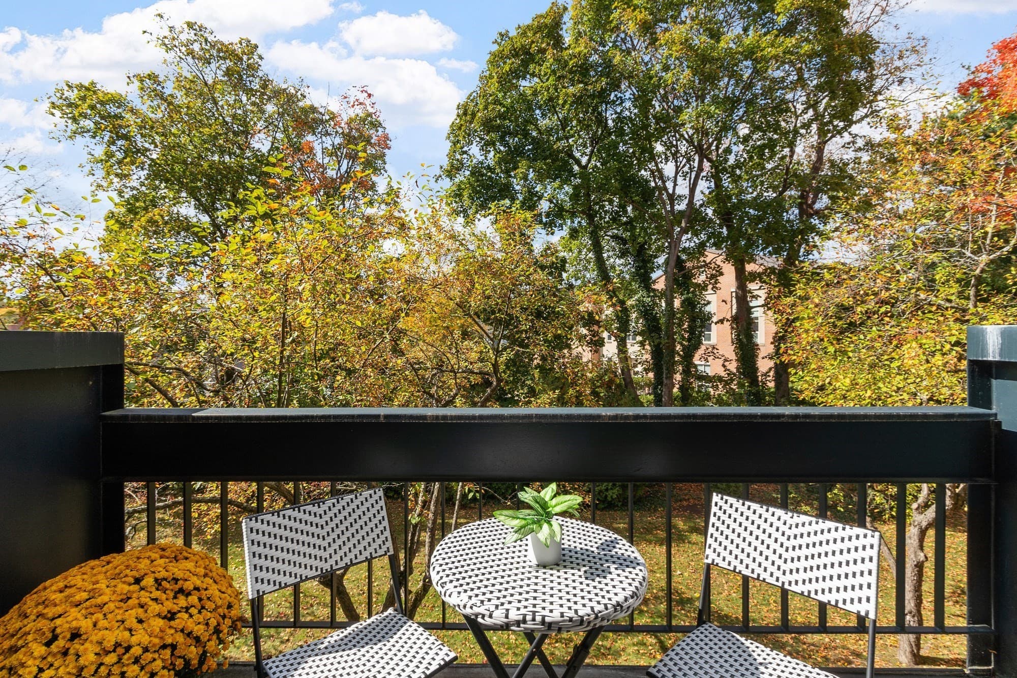 Condominium at 100 Keyes Road # 324, Concord MA 01742, Concord, photo 11 of 30