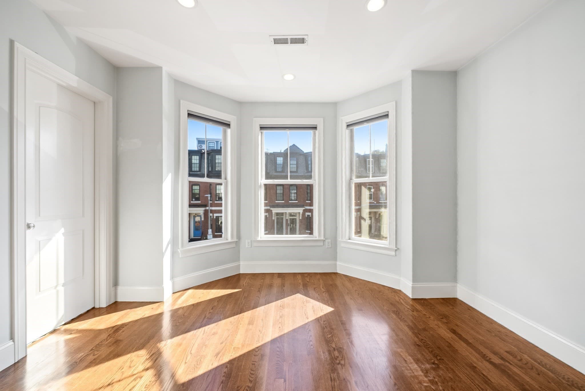 Condominium at 786 East Fourth Street # 2, Boston MA 02127, Boston, photo 2 of 20
