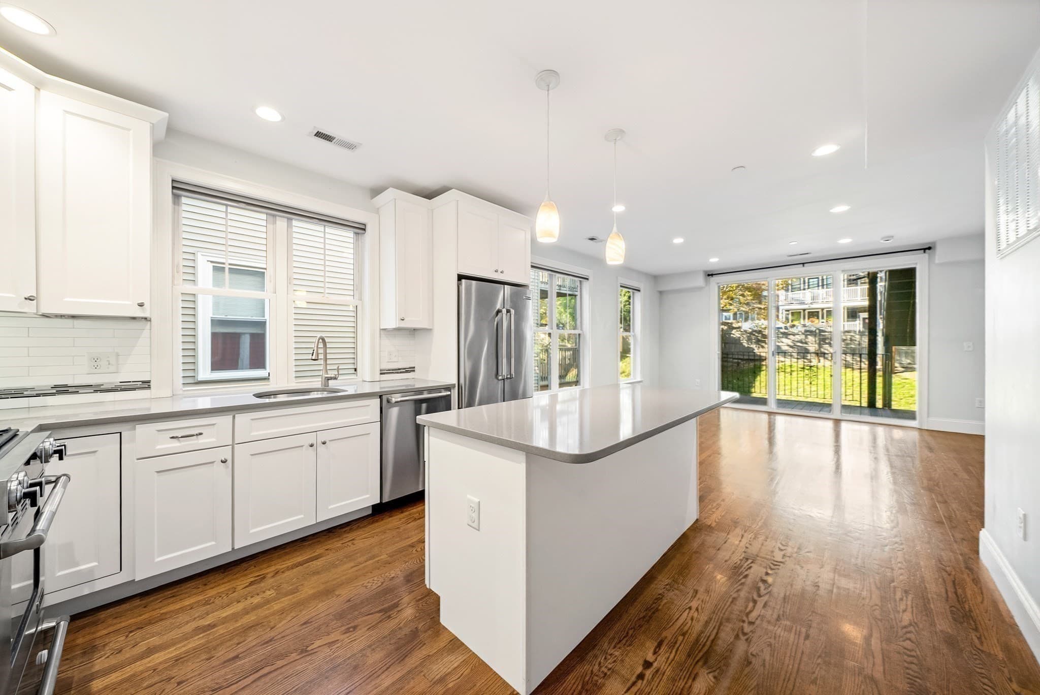 Condominium at 786 East Fourth Street # 2, Boston MA 02127, Boston, photo 12 of 20