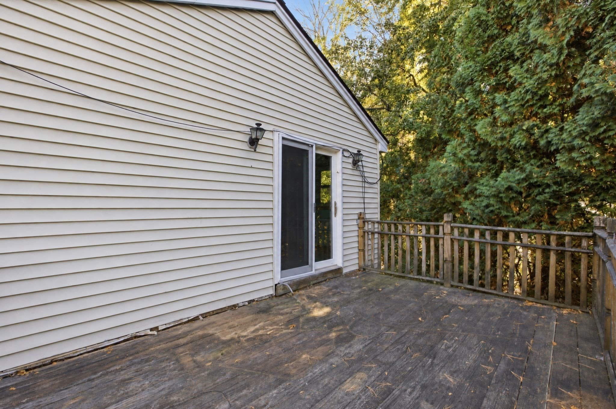 Single Family Residence at 20 Mills Dr, Dracut MA 01826, Dracut, photo 10 of 12