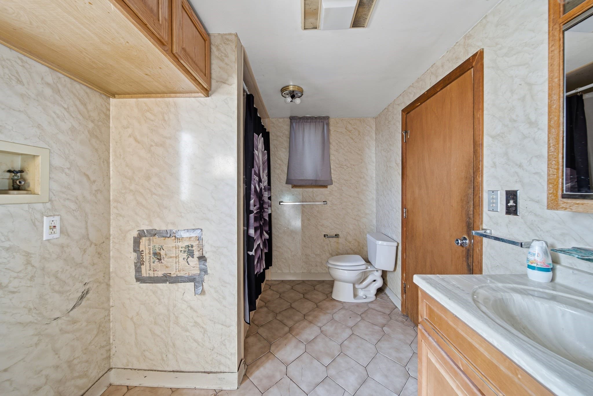 Single Family Residence at 56 Read St, Lowell MA 01850, Lowell, photo 16 of 39