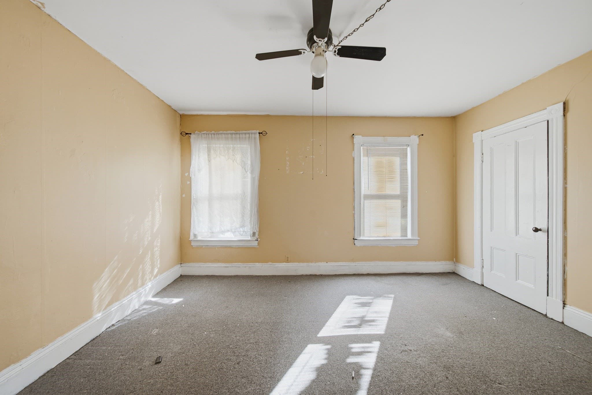 Single Family Residence at 56 Read St, Lowell MA 01850, Lowell, photo 25 of 39