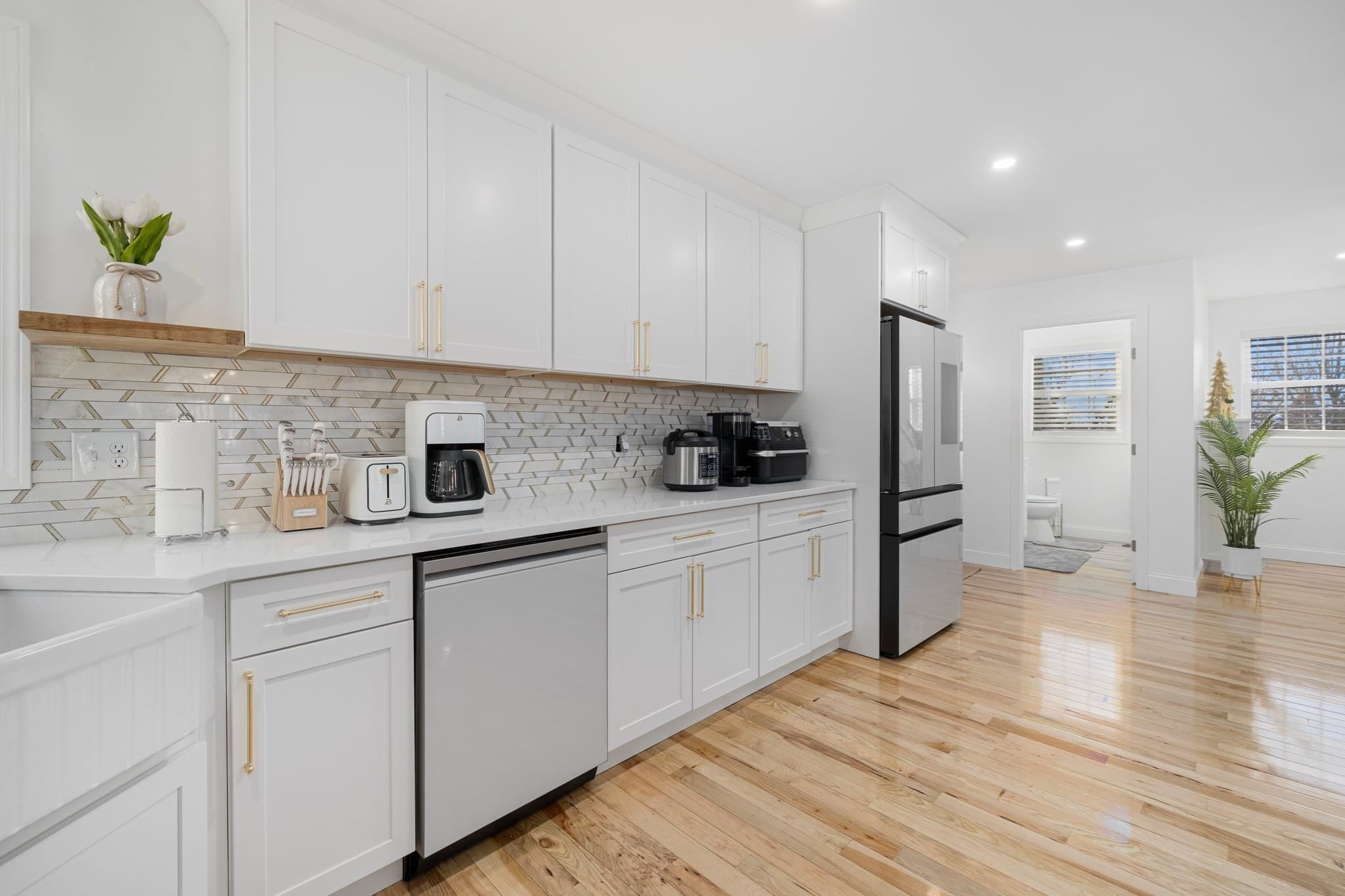 Single Family Residence at 5 Vista Way, Fall River MA 02724, Fall River, photo 9 of 39