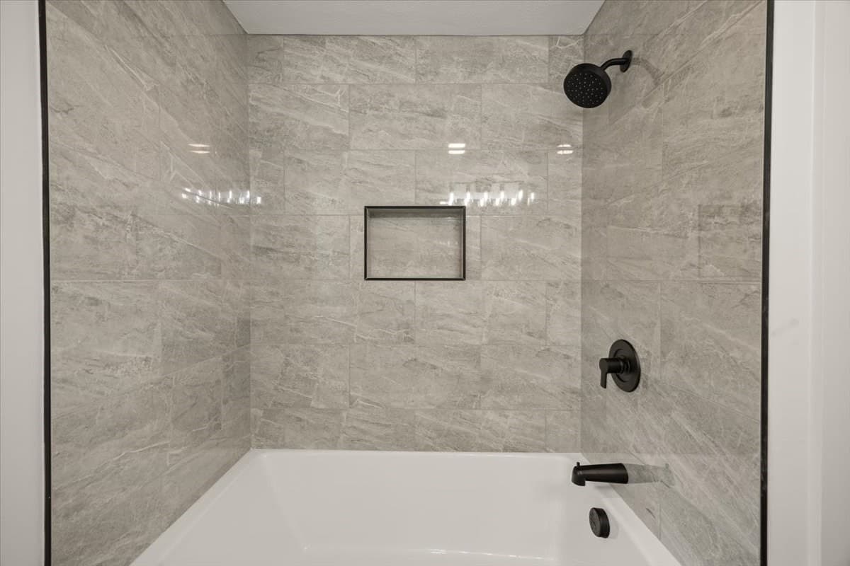 Single Family Residence at 258 Poquanticut Ave, Easton MA 02356, Easton, photo 27 of 38
