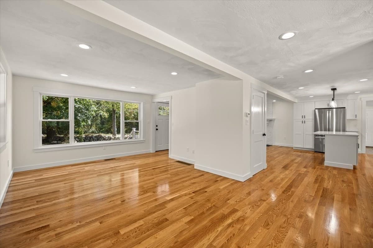 Single Family Residence at 258 Poquanticut Ave, Easton MA 02356, Easton, photo 14 of 38