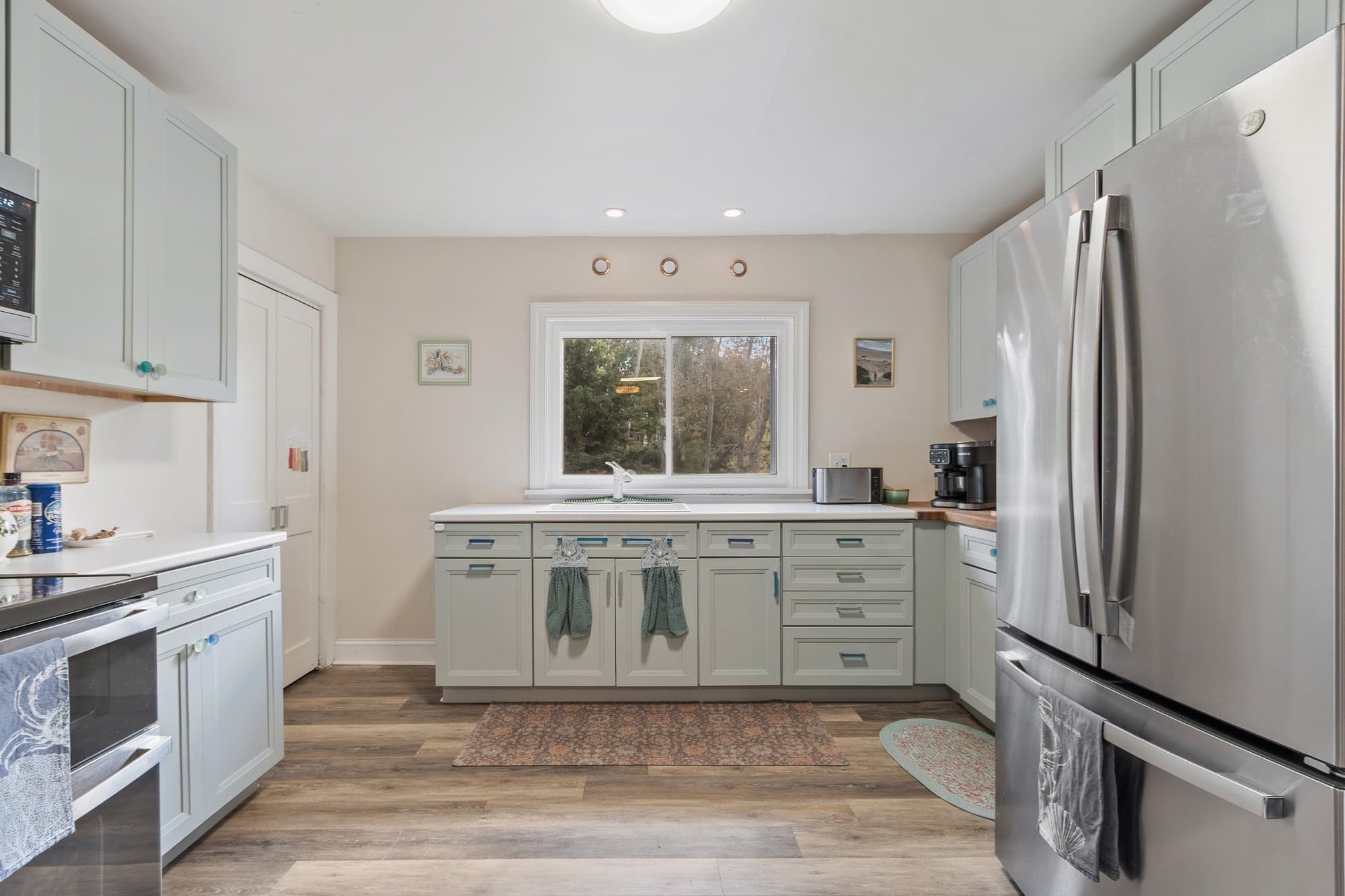 Single Family Residence at 11 Barker St, Danvers MA 01923, Danvers, photo 4 of 31