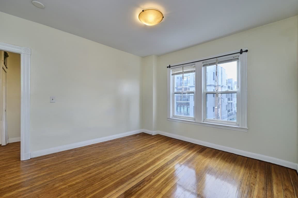 Condominium at 6 Bedford St, Somerville MA 02143, Somerville, photo 6 of 9