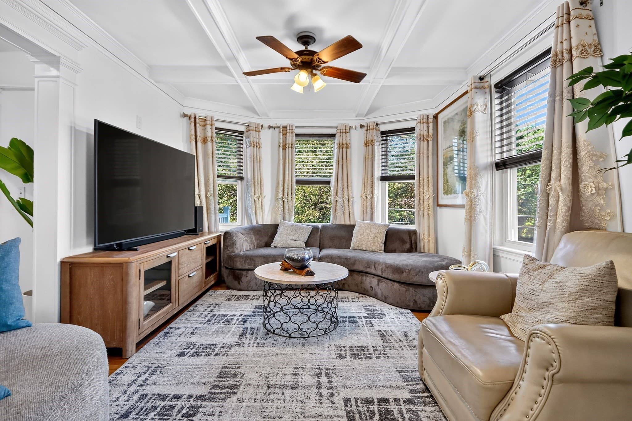 Condominium at 162 Brush Hill Rd # 2, Milton MA 02186, Milton, photo 6 of 30