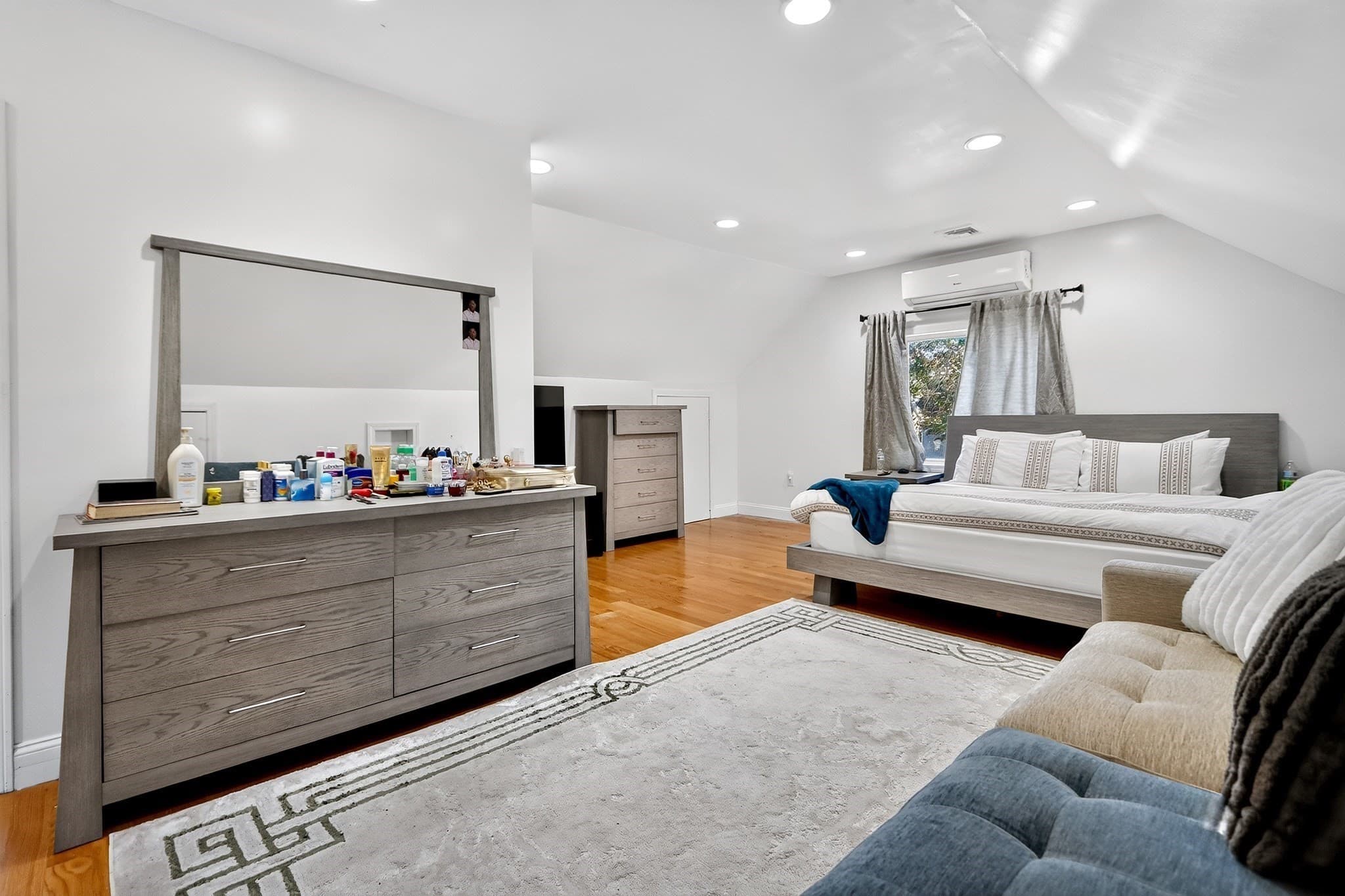 Condominium at 162 Brush Hill Rd # 2, Milton MA 02186, Milton, photo 10 of 30