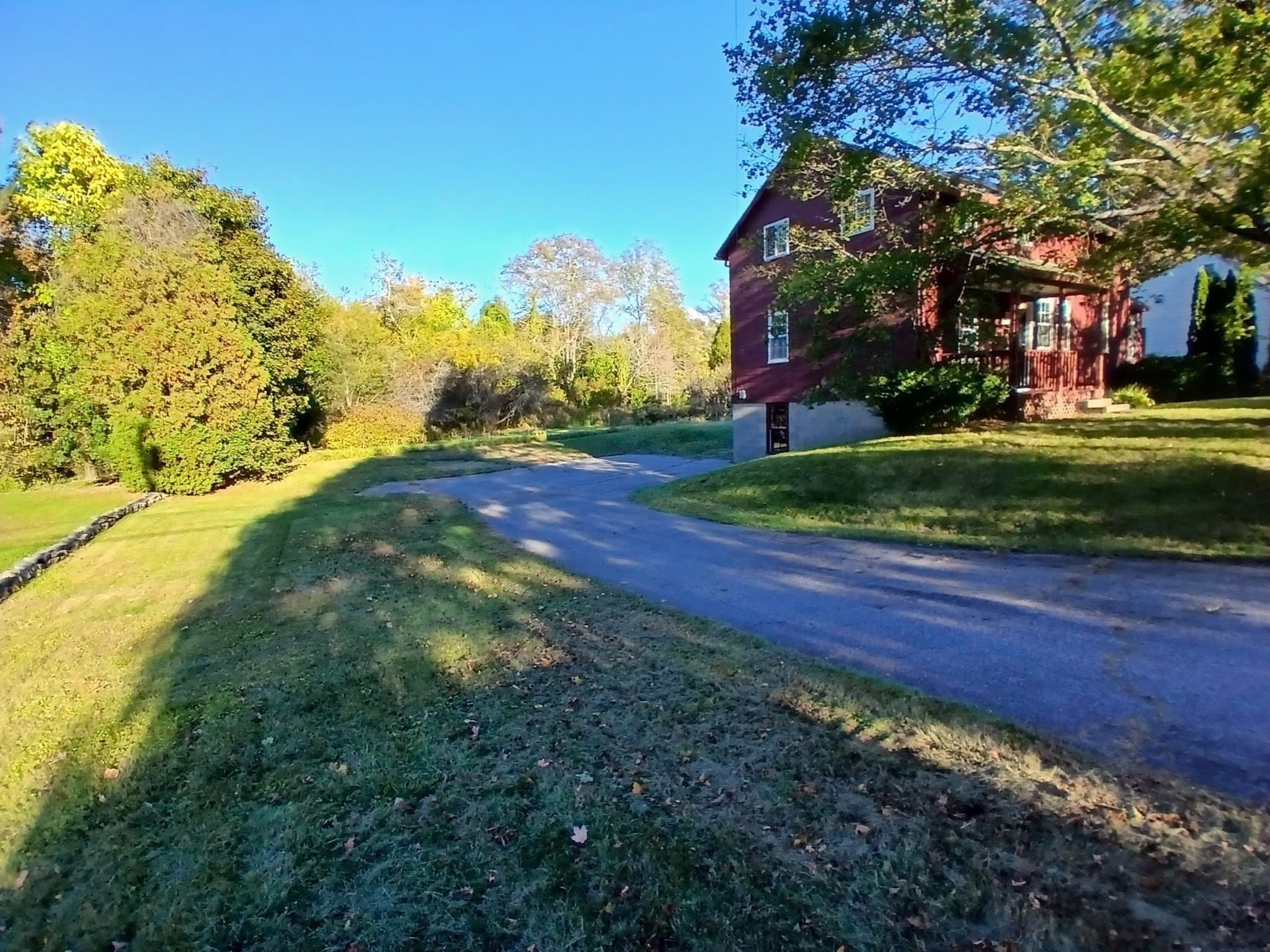 Single Family Residence at 1076 Hill Street, Northbridge MA 01588, Northbridge, photo 3 of 18