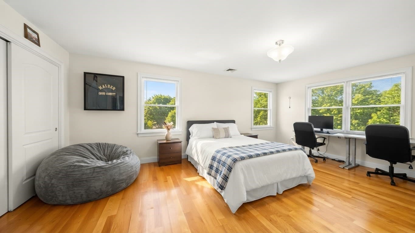 Single Family Residence at 33 Woodland Ave, Saugus MA 01906, Saugus, photo 14 of 15