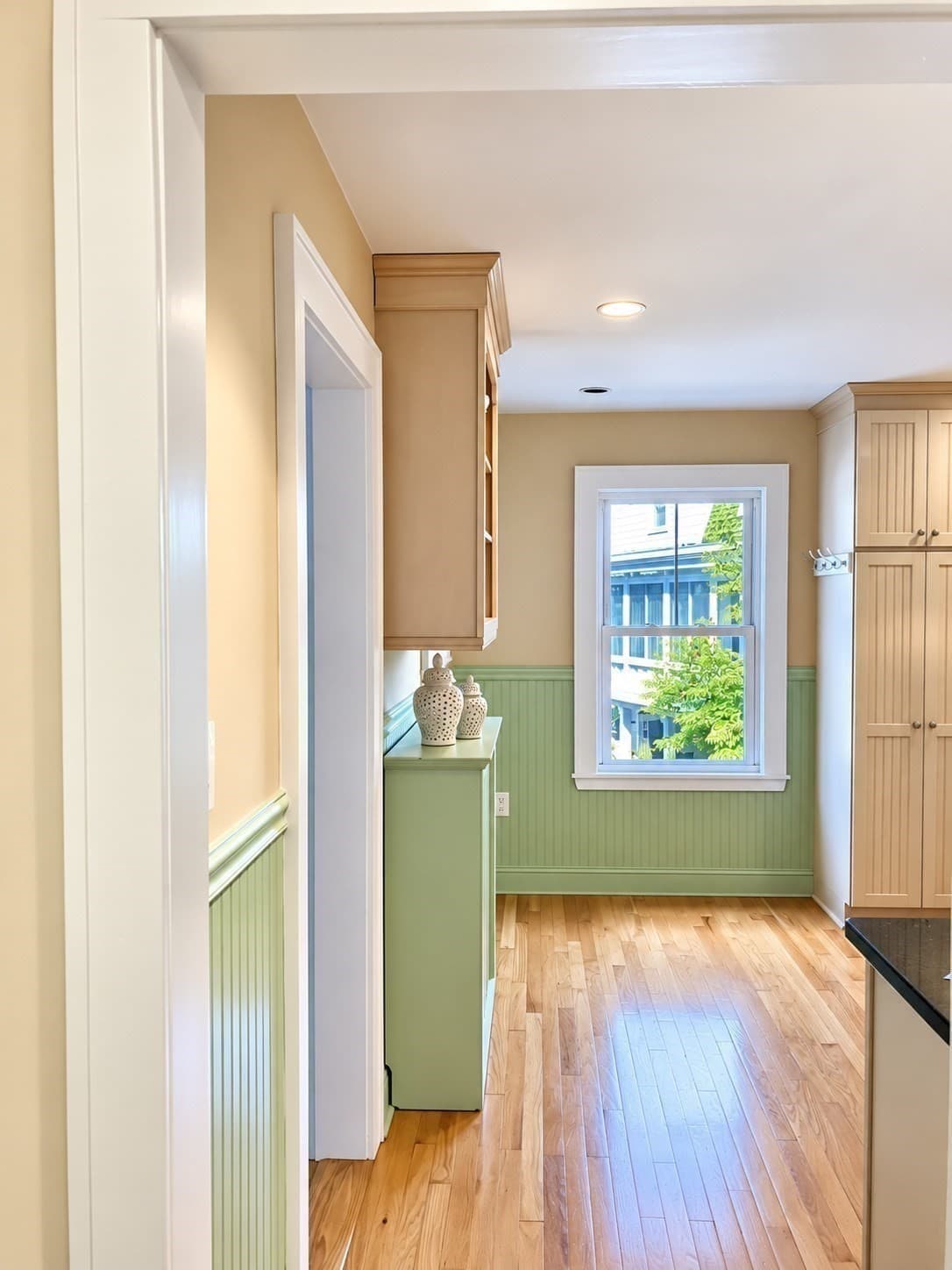 Condominium at 15 Grant Street # 1, Lexington MA 02420, Lexington, photo 11 of 16
