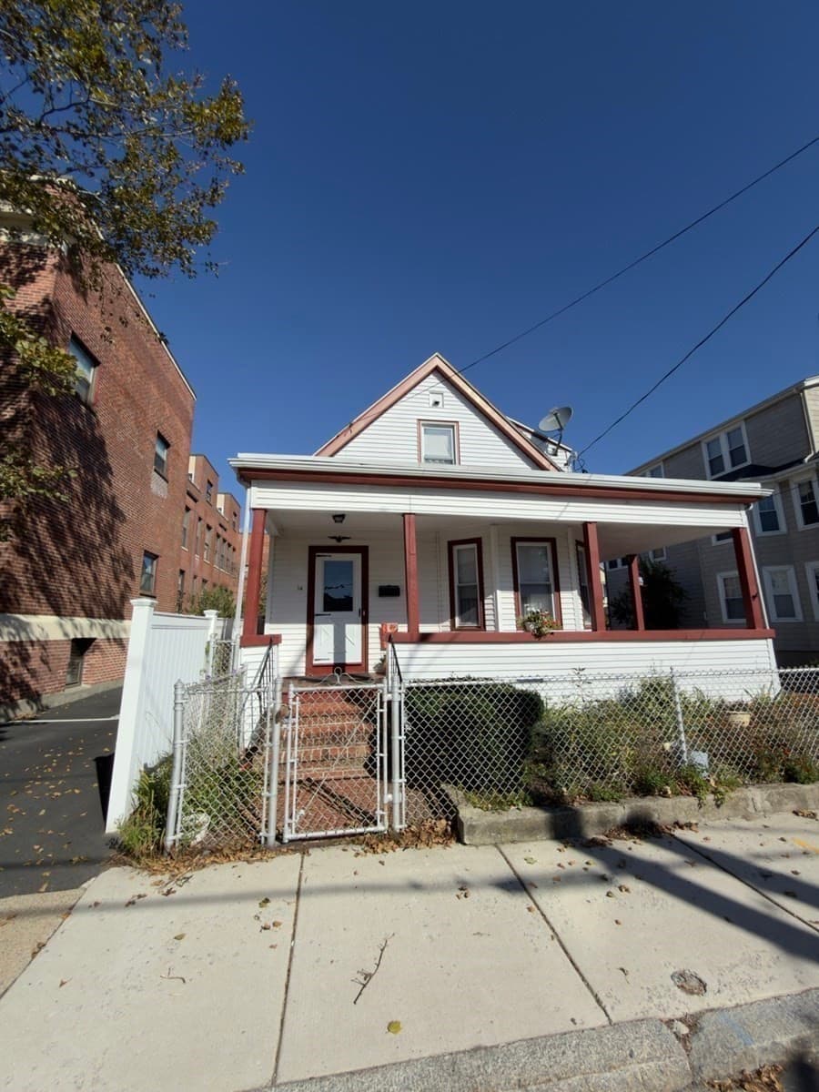 Single Family Residence at 14 Irwin St, Winthrop MA 02152, Winthrop, photo 3 of 26