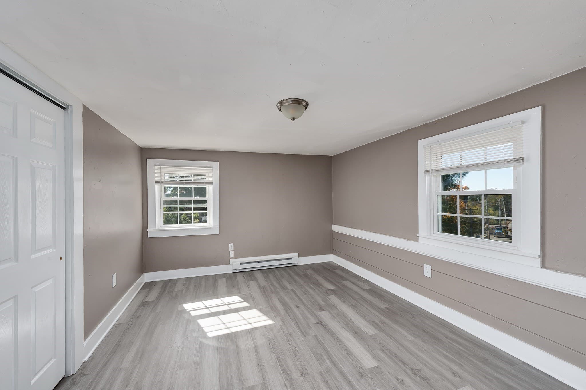 3 Family - 3 Units Up/Down at 27 Holten St, Danvers MA 01923, Danvers, photo 9 of 34