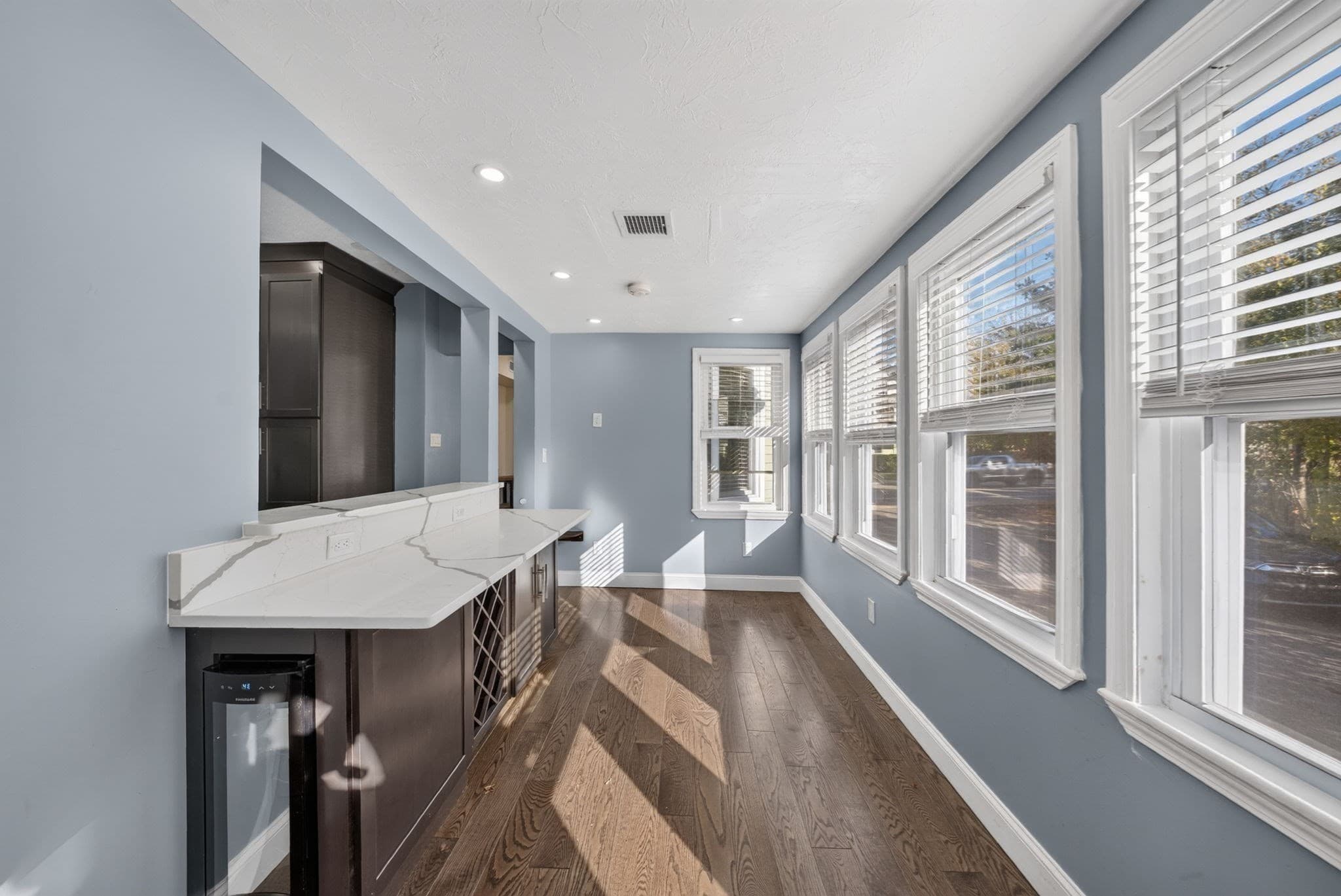 Single Family Residence at 703 S Main St, Randolph MA 02368, Randolph, photo 6 of 39