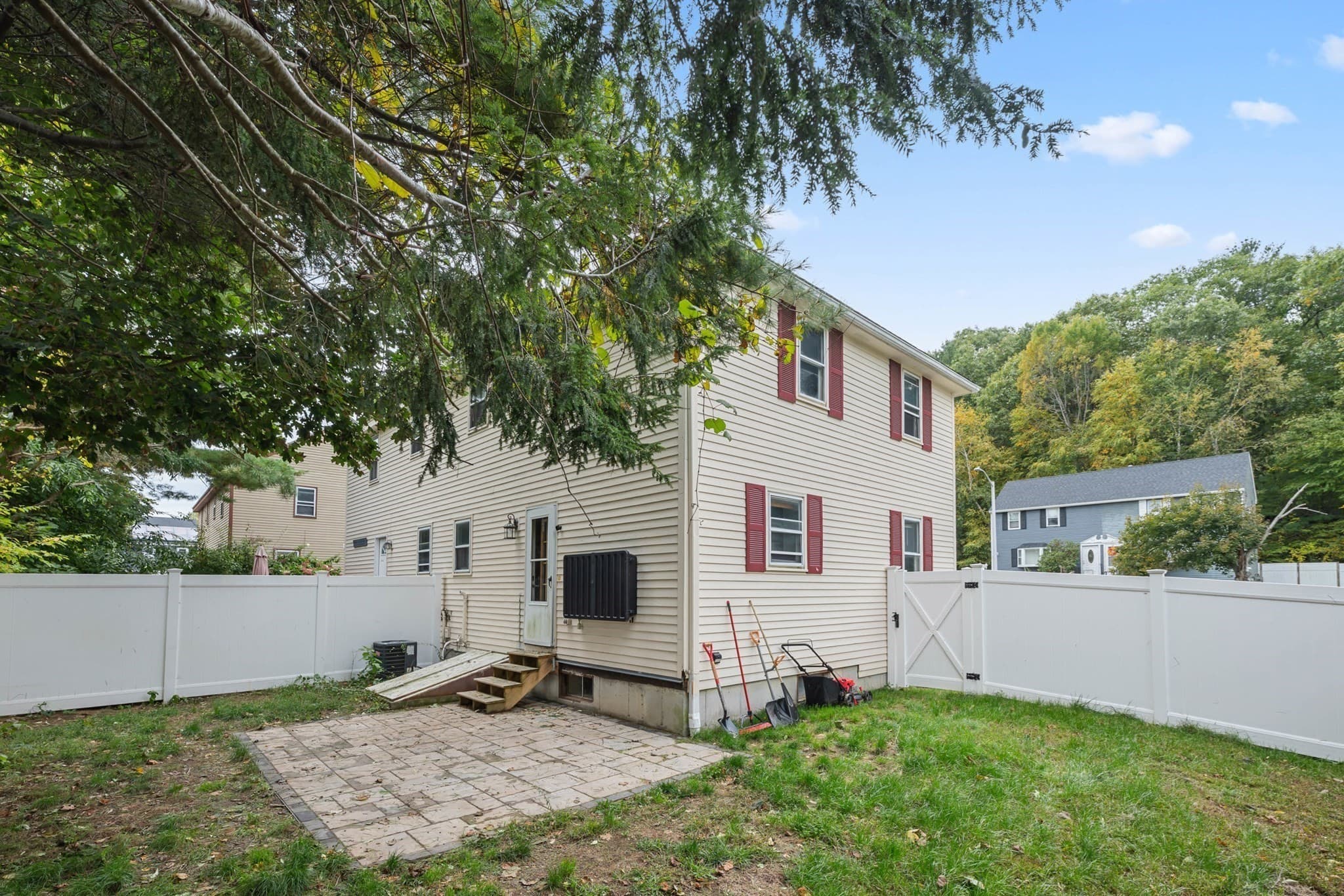 Condominium at 324 Wildwood Ave # 324, Worcester MA 01603, Worcester, photo 25 of 29