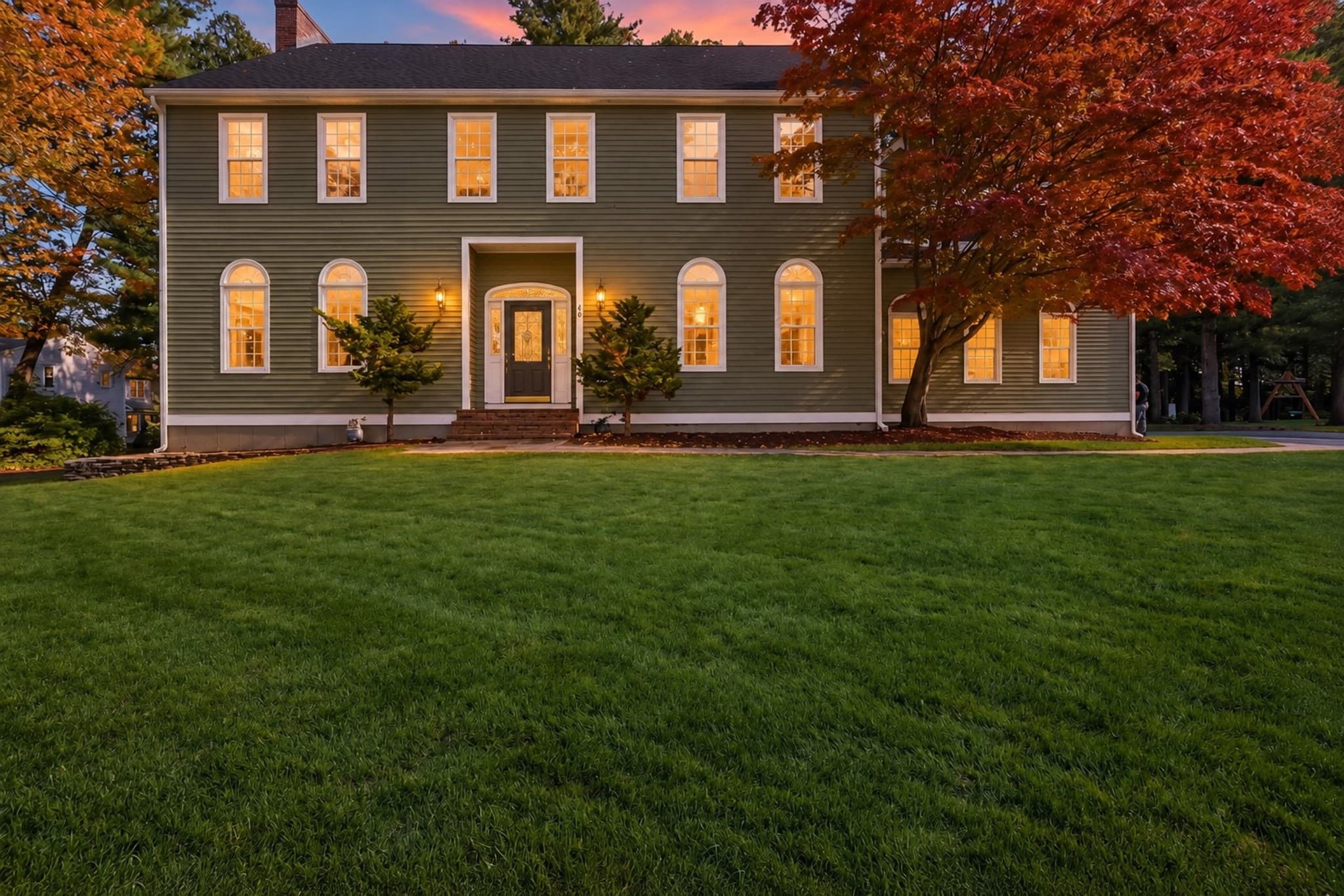 Single Family Residence at 46 Barnard Rd, Marlborough MA 01752, Marlborough, photo 2 of 42