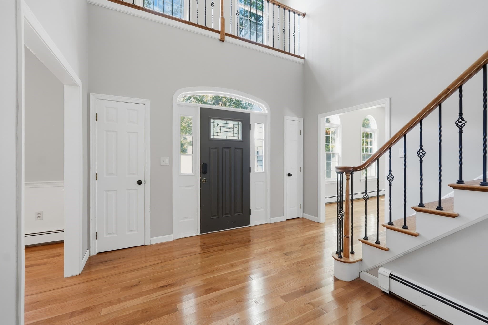 Single Family Residence at 46 Barnard Rd, Marlborough MA 01752, Marlborough, photo 6 of 42