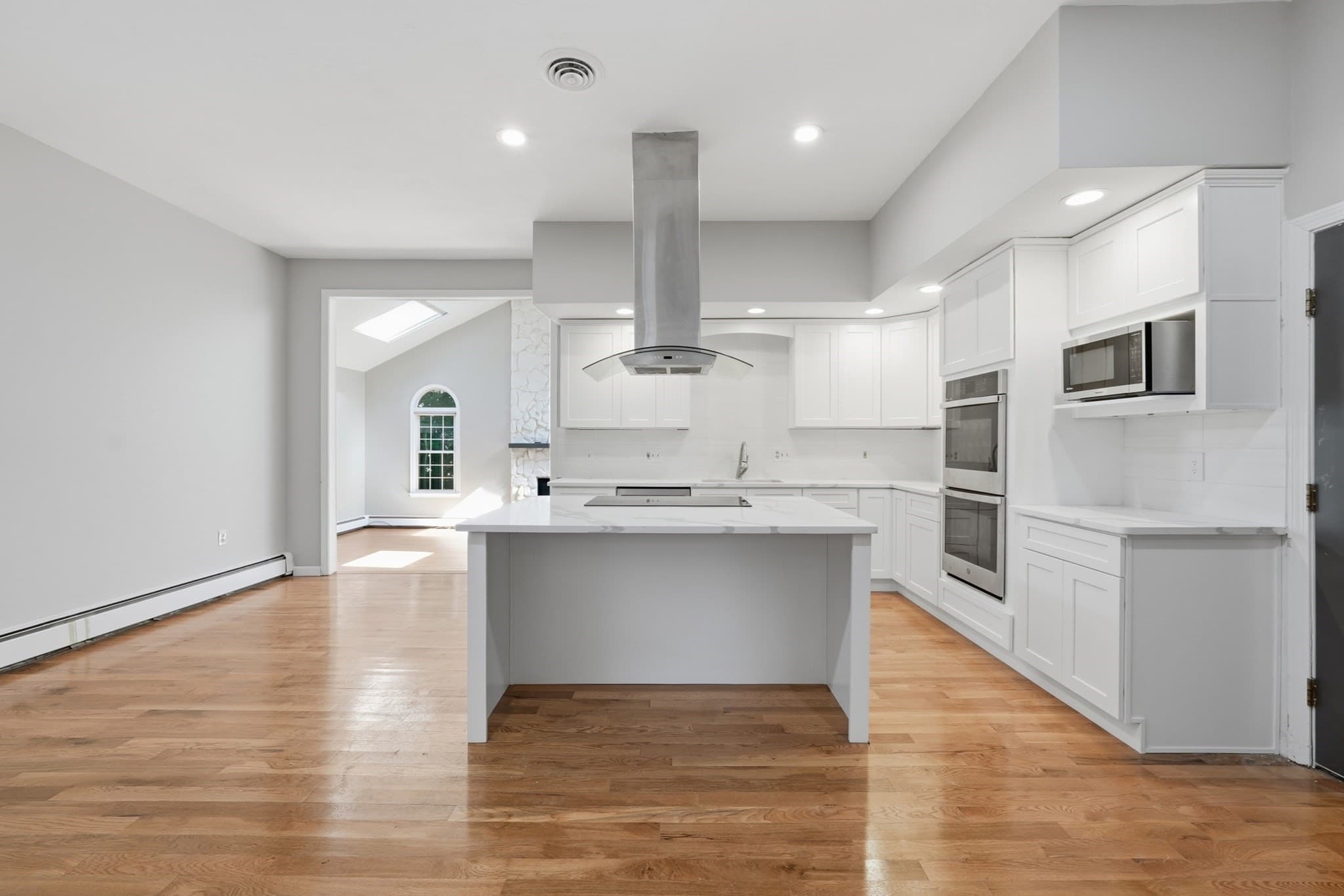Single Family Residence at 46 Barnard Rd, Marlborough MA 01752, Marlborough, photo 12 of 42