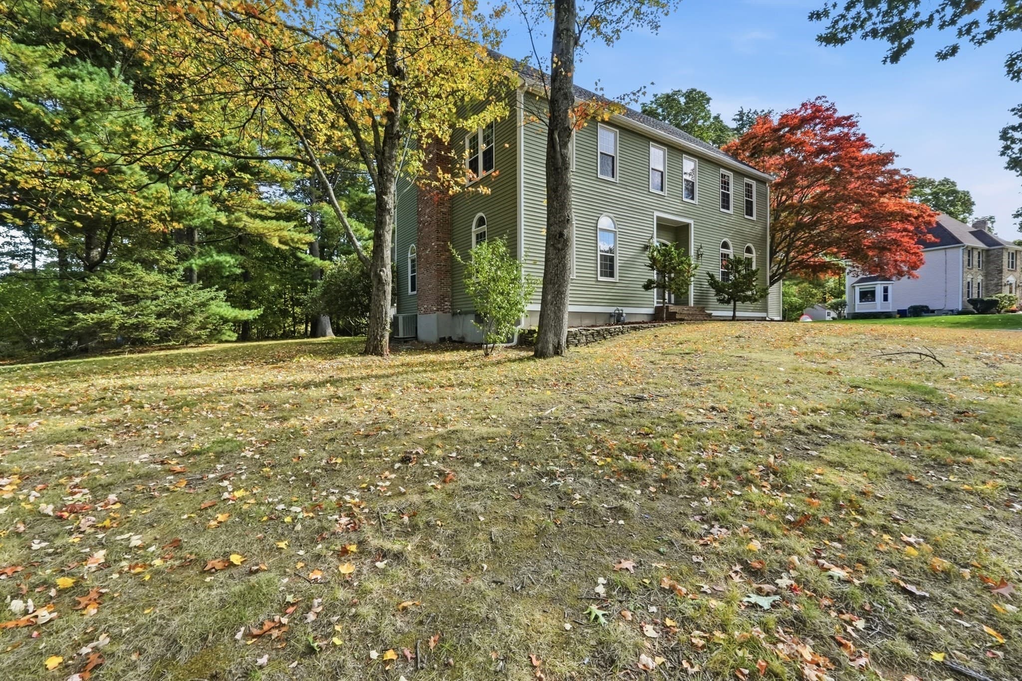 Single Family Residence at 46 Barnard Rd, Marlborough MA 01752, Marlborough, photo 4 of 42