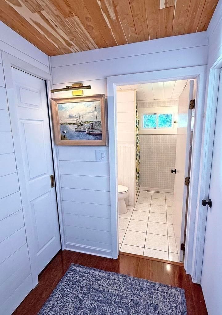 Single Family Residence at 10 Atwater Dr, Falmouth MA 02536, Falmouth, photo 7 of 24