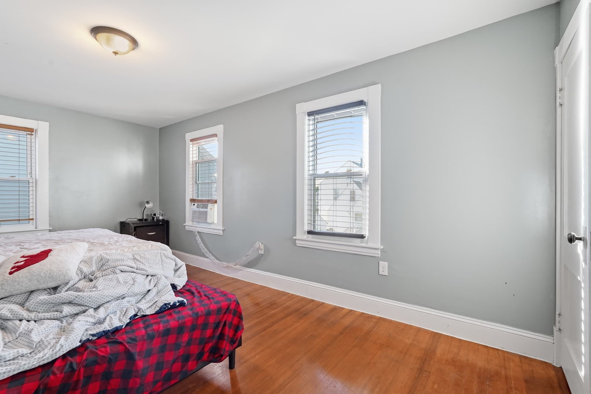 Single Family Residence at 10 Wilber St, Springfield MA 01104, Springfield, photo 27 of 35