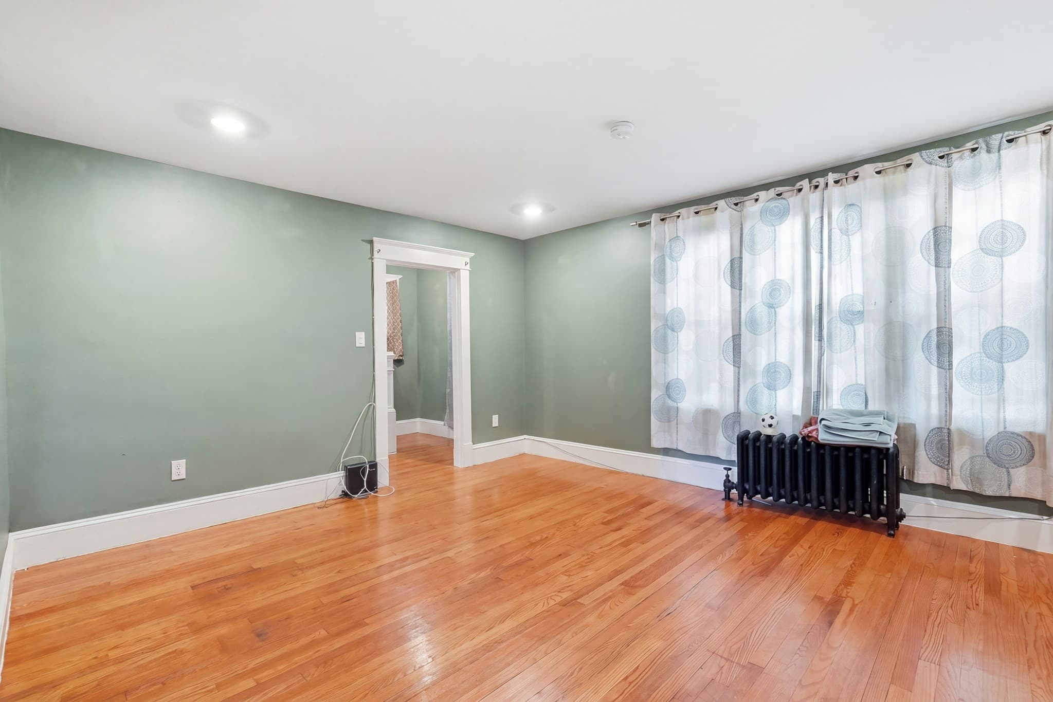 Single Family Residence at 10 Wilber St, Springfield MA 01104, Springfield, photo 19 of 35