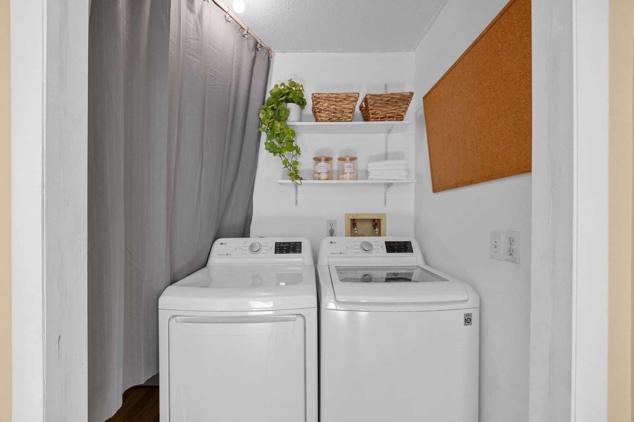 Condominium at 65 Roundhouse Rd # 65, Bourne MA 02532, Bourne, photo 12 of 35