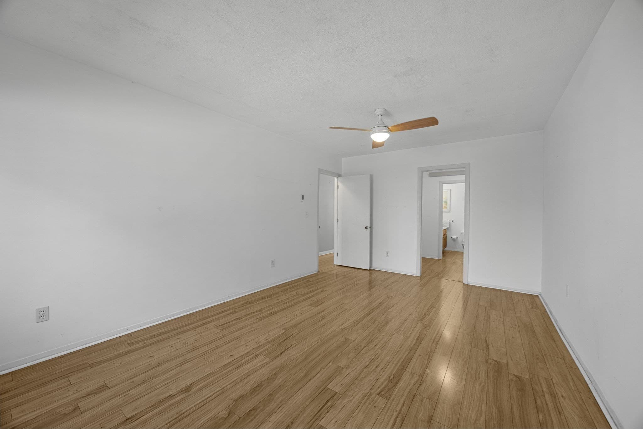 Condominium at 65 Roundhouse Rd # 65, Bourne MA 02532, Bourne, photo 18 of 35