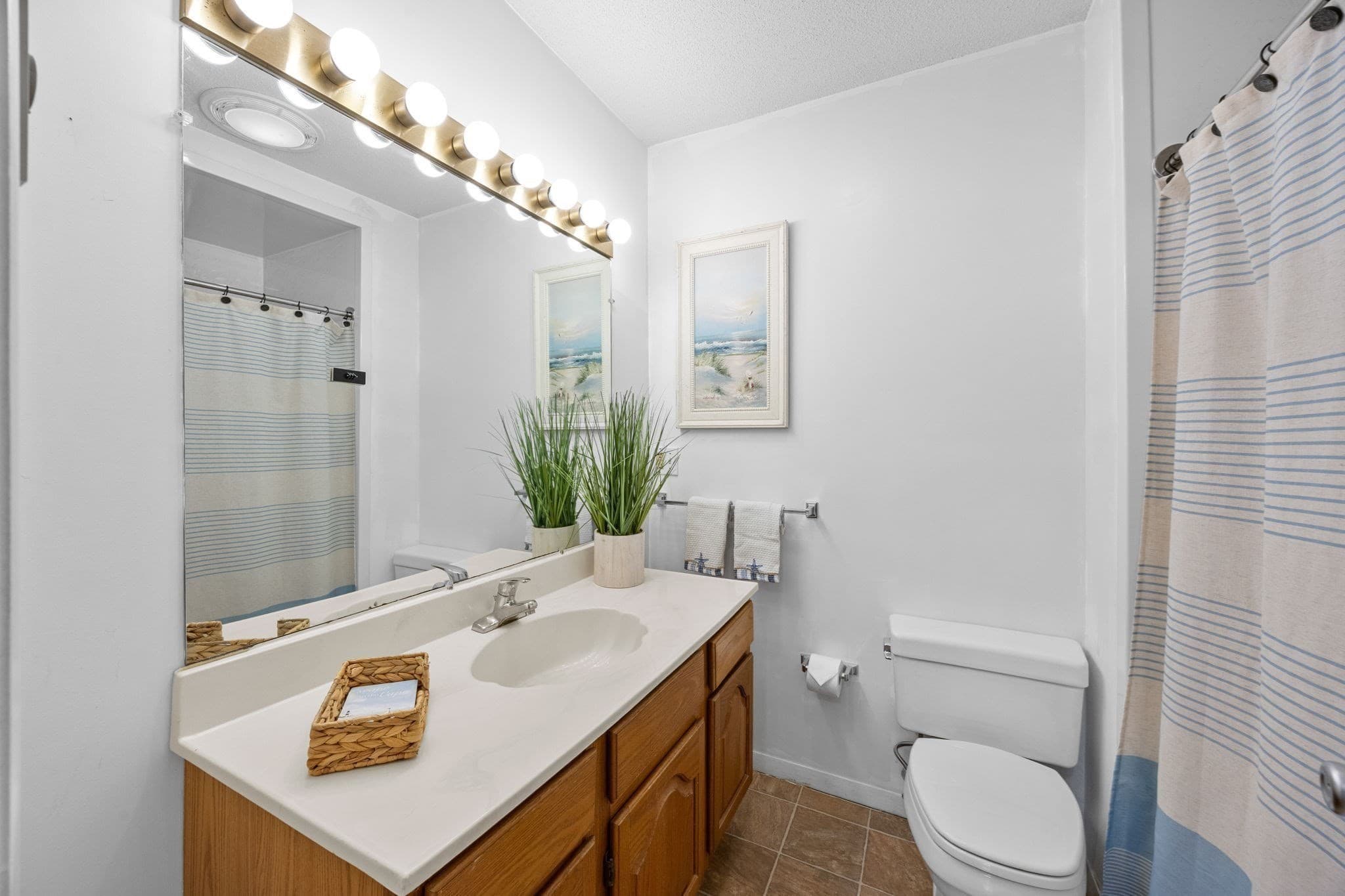 Condominium at 65 Roundhouse Rd # 65, Bourne MA 02532, Bourne, photo 21 of 35