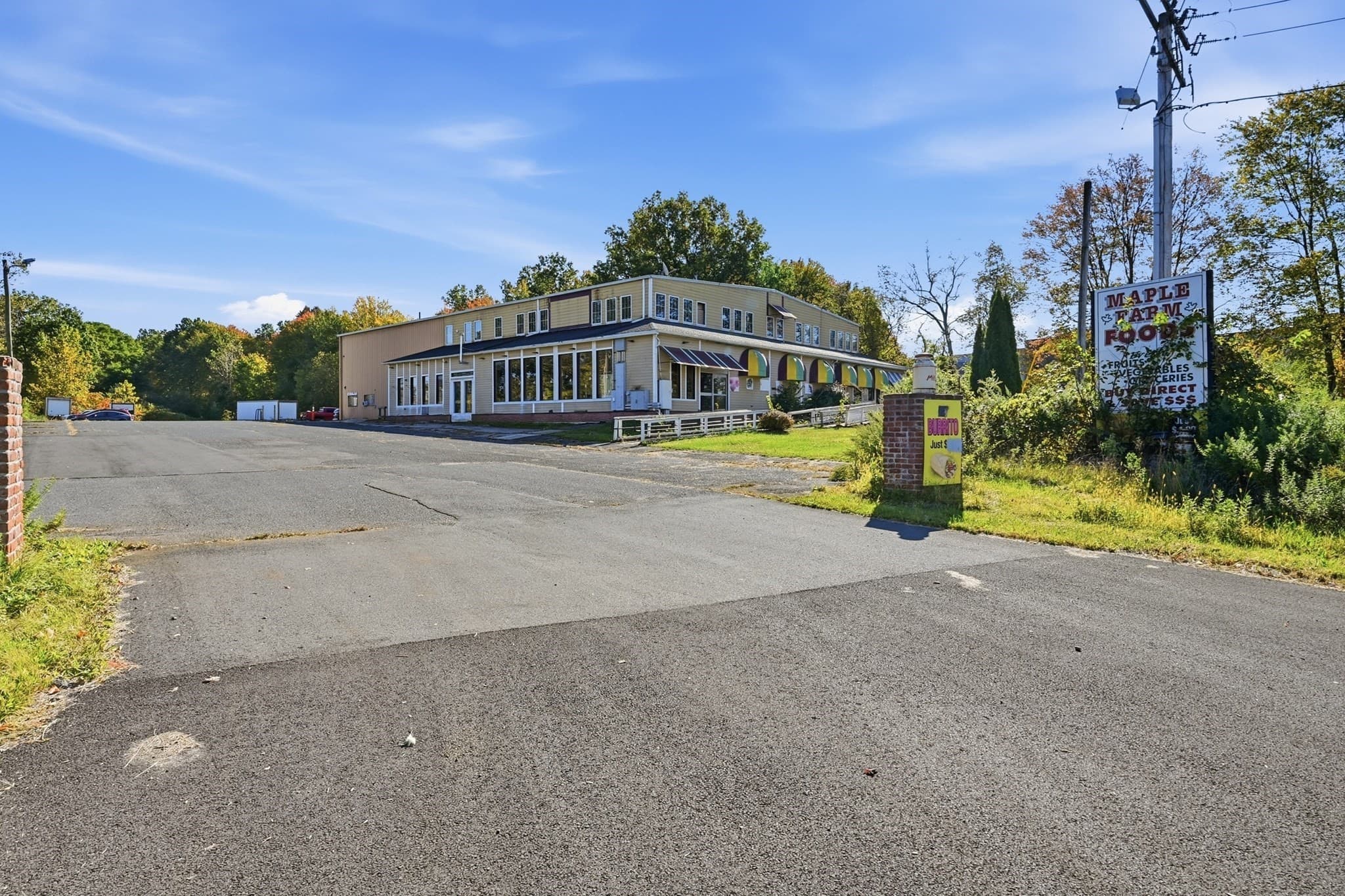 10 S Maple St, Hadley MA 01035