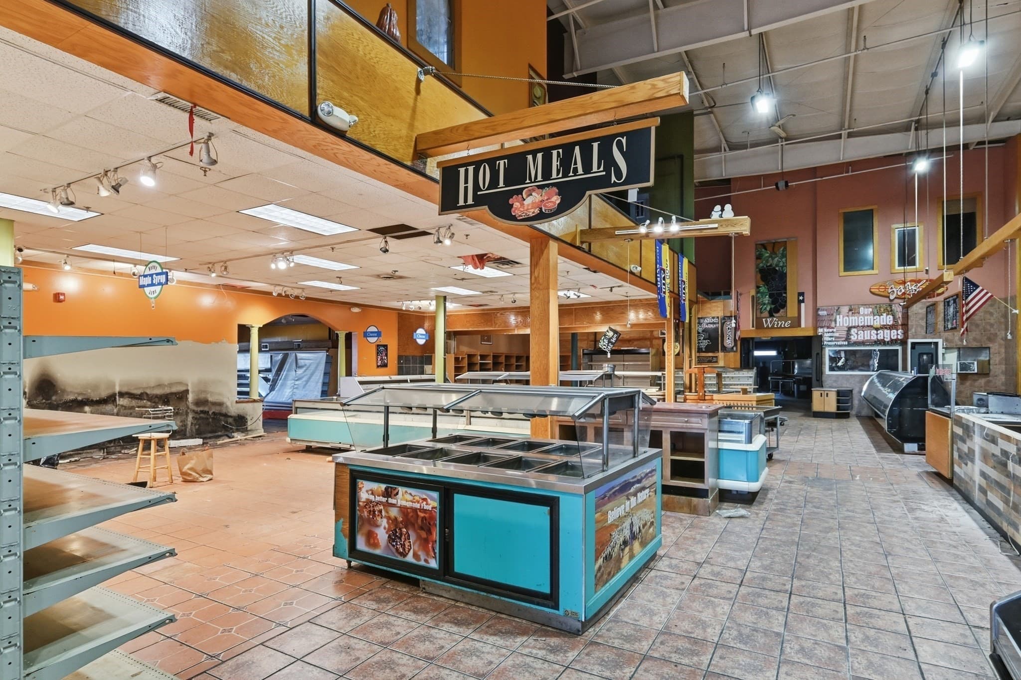 Commercial Sale at 10 S Maple St, Hadley MA 01035, Hadley, photo 8 of 17