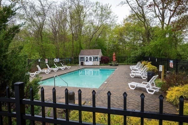 96 Old Colony # 234, Taunton MA 02780