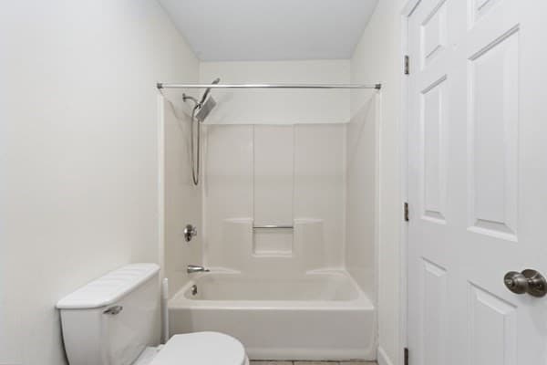 Condominium at 96 Old Colony # 234, Taunton MA 02780, Taunton, photo 9 of 11