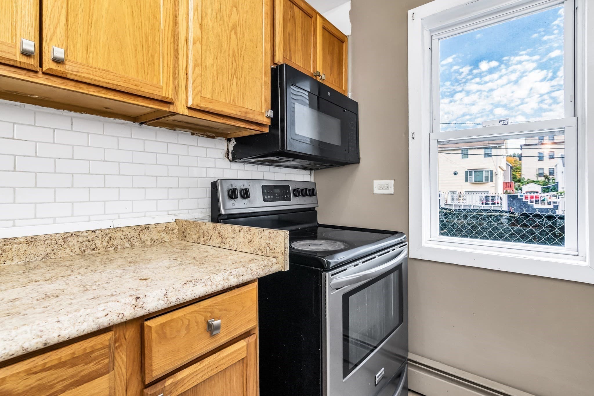 3 Family at 7-9 Champlain Ave, Lawrence MA 01841, Lawrence, photo 14 of 42