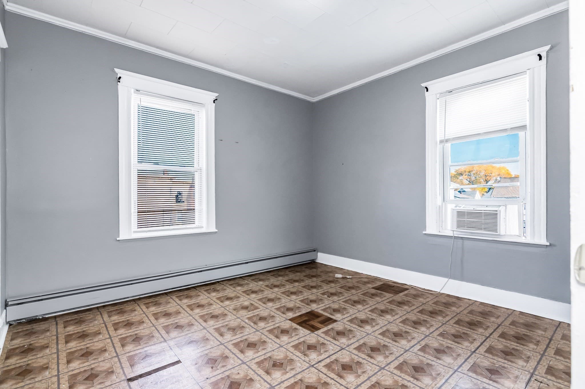 3 Family at 7-9 Champlain Ave, Lawrence MA 01841, Lawrence, photo 41 of 42