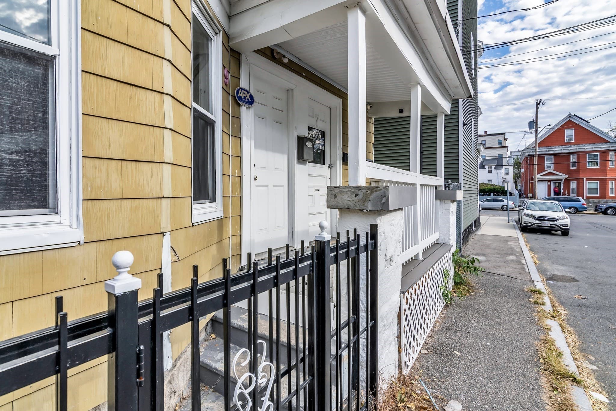 3 Family at 7-9 Champlain Ave, Lawrence MA 01841, Lawrence, photo 4 of 42