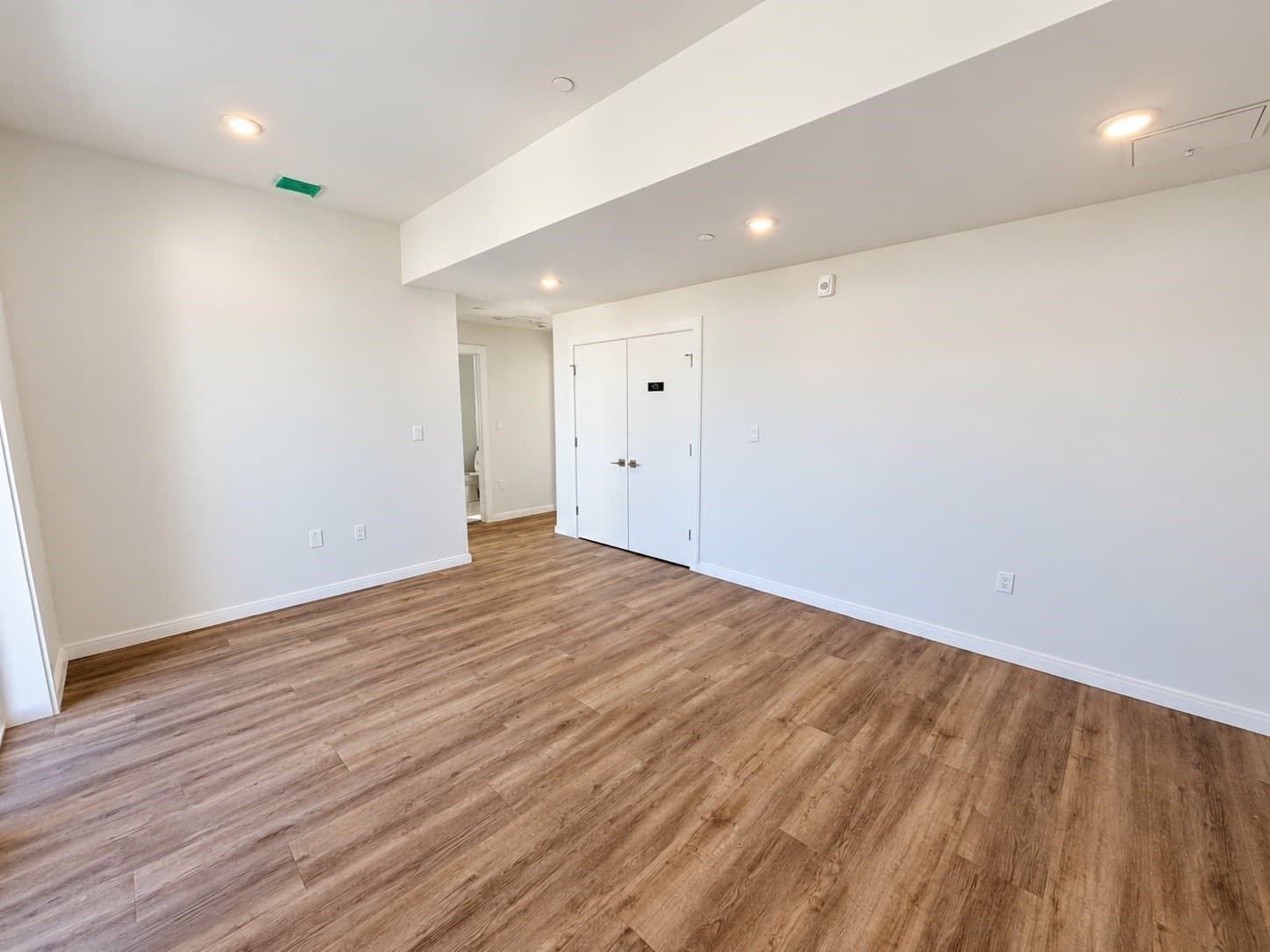 Condominium at 13 Warwick St # 401, Somerville MA 02143, Somerville, photo 12 of 41