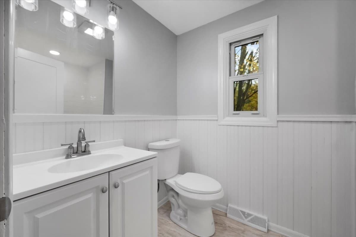 Single Family Residence at 599 Oakhill Ave, Attleboro MA 02703, photo 25 of 42